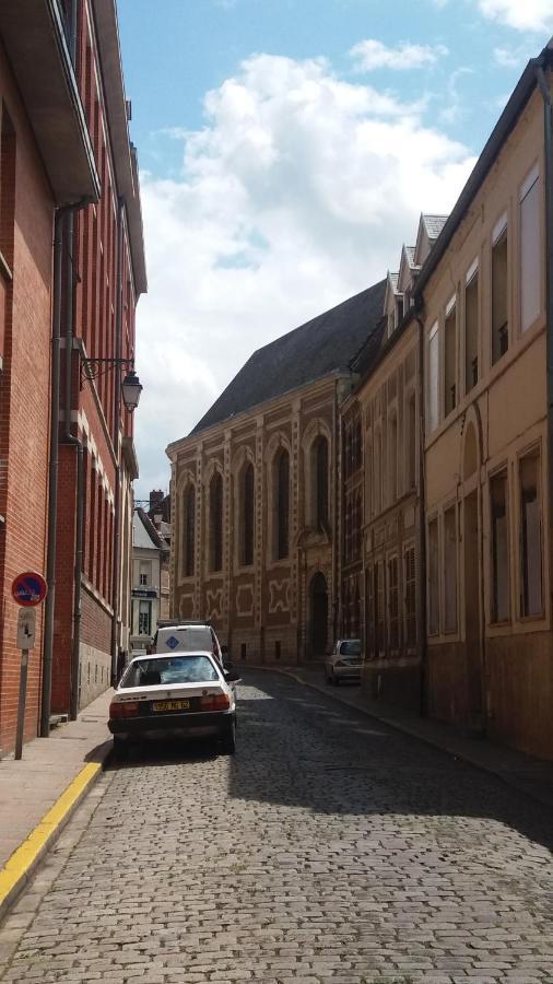 Loft 4 Du Temple Hypercentre & Parking Apartment Cambrai Luaran gambar